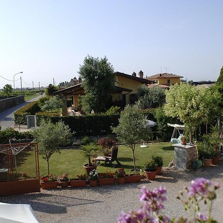 Girasole Bed and Breakfast Valeggio sul Mincio Camera foto