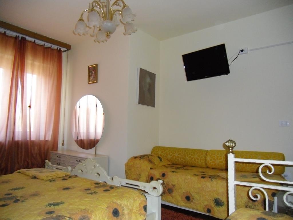 Girasole Bed and Breakfast Valeggio sul Mincio Camera foto